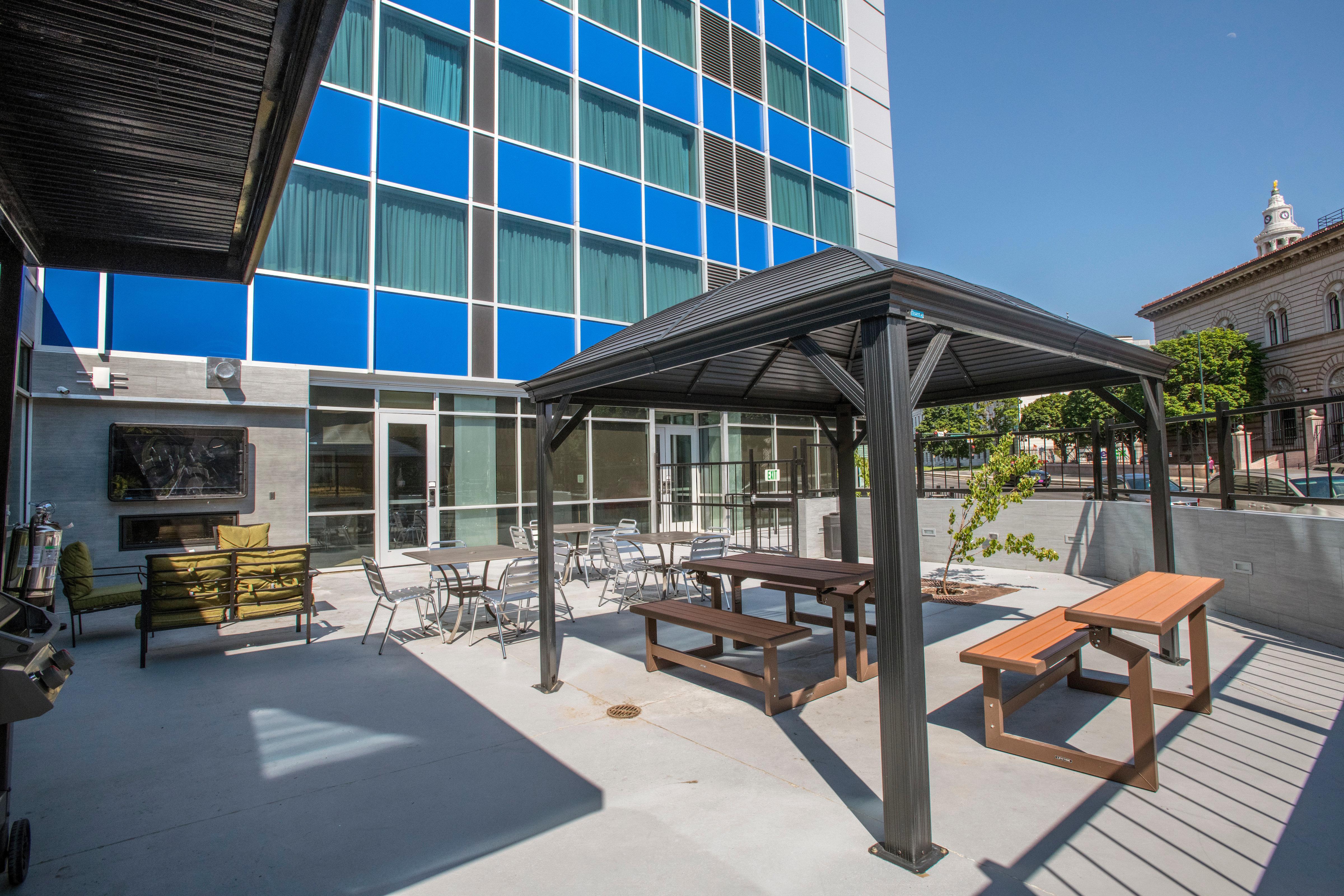 Staybridge Suites Denver Downtown By Ihg Екстер'єр фото